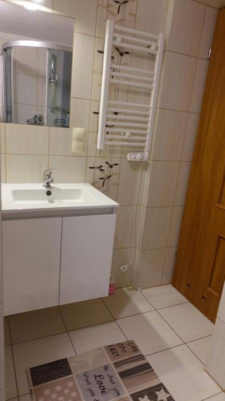 Pokoje Goscinne Lesny Zakatek Kepiaste Esterno foto